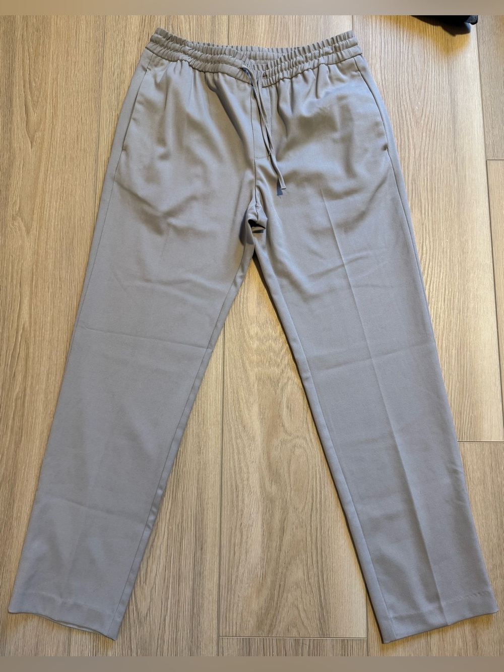 Zara Men's Drawstring Chinos in Light Taupe